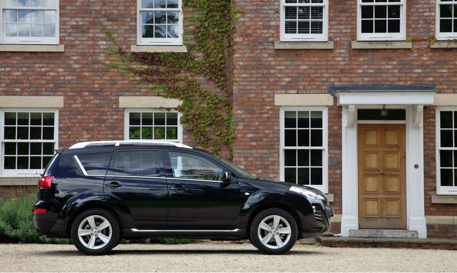  Peugeot 4007 2008 года  (фото 53 из 57)